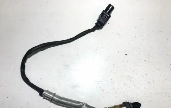 BMW 5 E60 E61 Lambda probe sensor 780115804 7801158-04