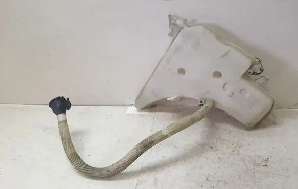 BMW 3 E92 E93 Windshield washer fluid reservoir/tank 51677157146