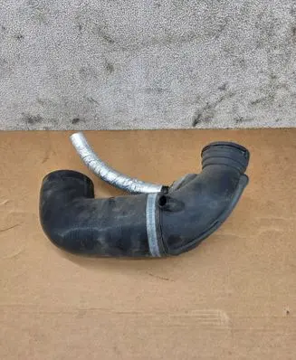 BMW 1 F20 F21 Turbo air intake inlet pipe/hose 8601682 PA66GF35 10737810