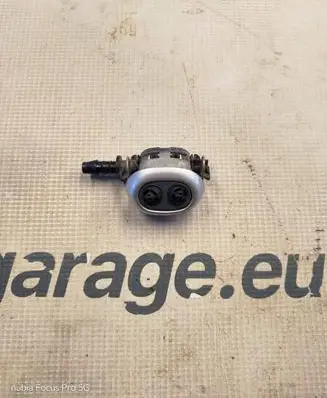Volvo V70 Headlight washer spray nozzle cap/cover 