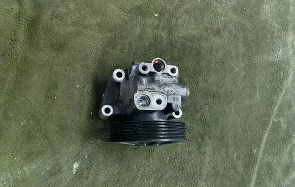 Ford Transit VII Water pump pulley 67869346363