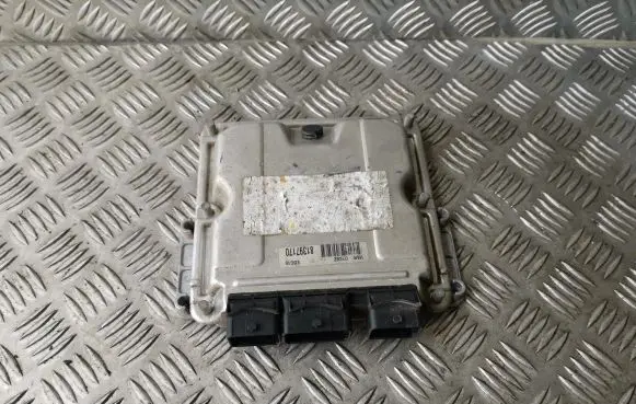 Peugeot 406 Engine control unit/module 0281010772 9644199780