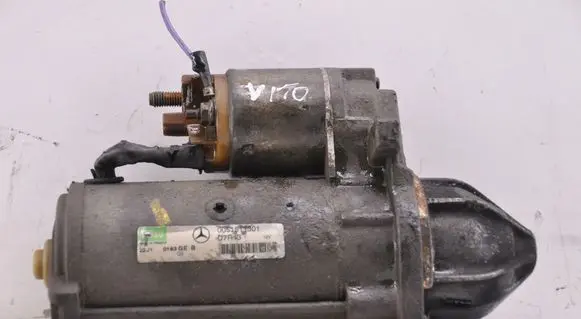 Mercedes-Benz Vito Viano W639 Starter motor 0051511301
