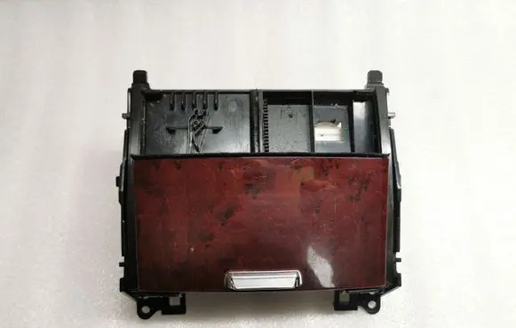 Ashtray (front)