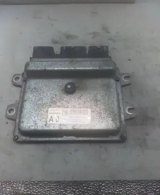 Nissan Qashqai Engine control unit/module Mec93390