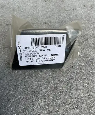 Audi Q8 Headlight washer spray nozzle cap/cover 4M8807753