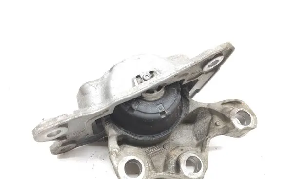 Volvo S90, V90 Engine mount bracket EY8BA