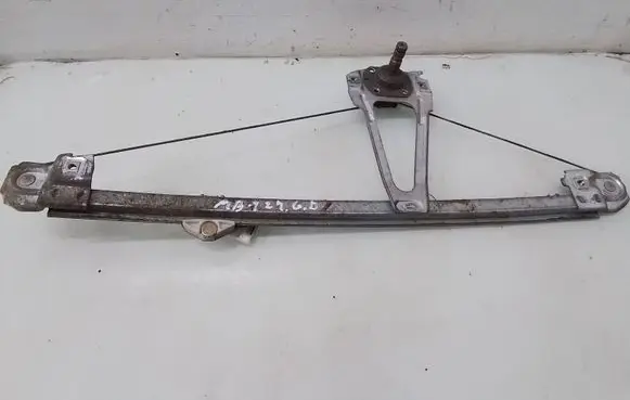 Mercedes-Benz E W124 Rear door manual window regulator 