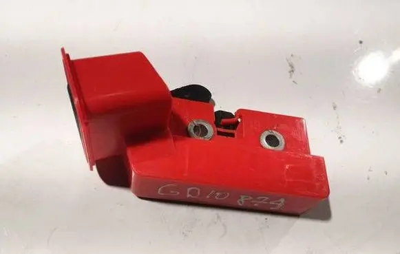 Ford Focus Seat back rest lock catch 2m51a61382ba 2m51-a61382-ba