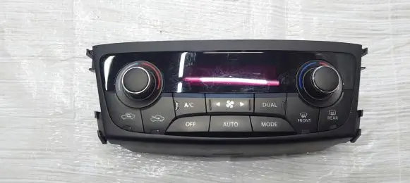 Suzuki SX4 S-Cross Climate control unit 3951061M10