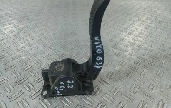 Mercedes-Benz Vito Viano W639 Accelerator throttle pedal A9063000304 ZGS012Q017 0280755025