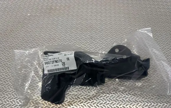 Subaru Crosstrek III Air flow deflector 96072FN070