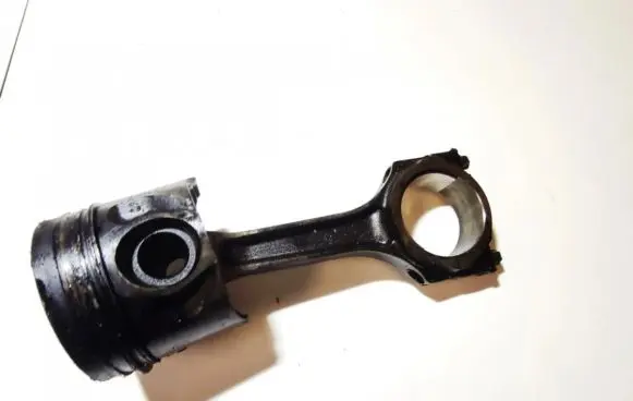 Ford Mondeo Mk III Piston with connecting rod H268X