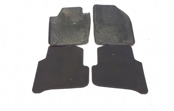 Skoda Fabia Mk3 (NJ) Car floor mat set 6V1862435