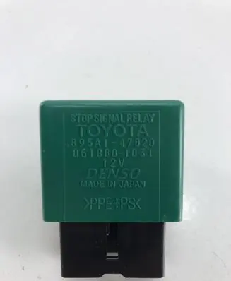 Toyota RAV 4 (XA40) Rear light relay 895A147020 0618001031