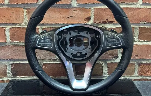 Mercedes-Benz C W205 Steering wheel A0004600507