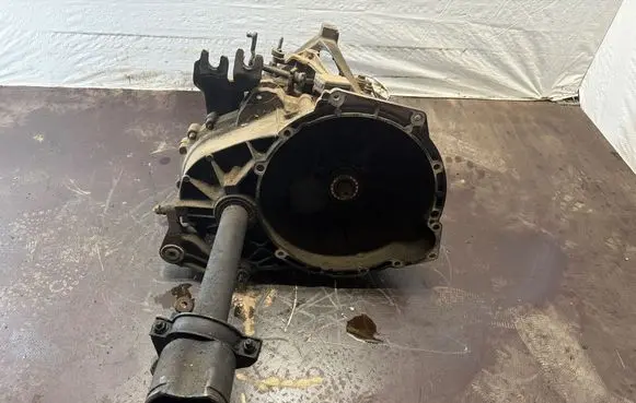 Ford Focus Manual 6 speed gearbox 4M5R7F096YA
