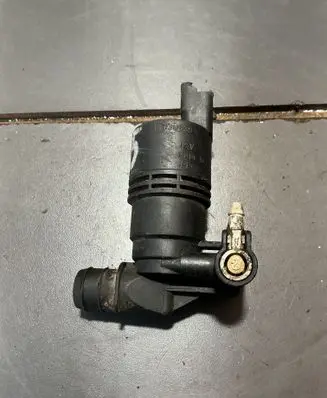 Renault Laguna II Windscreen/windshield washer pump 030639