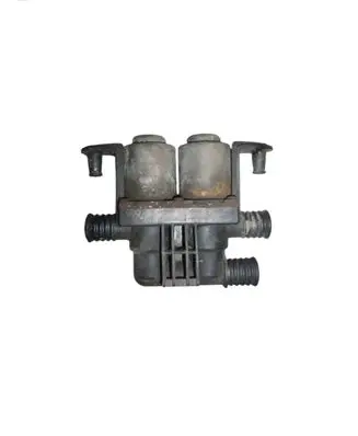 BMW 5 E60 E61 Coolant heater control valve 6908294