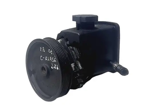 Mercedes-Benz C AMG W204 Power steering pump A0064661501 7693900509