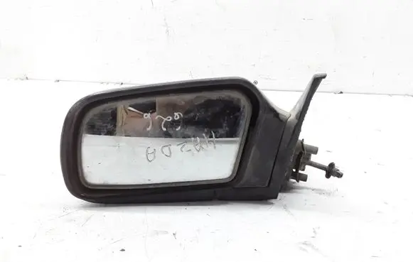 Mazda 626 Manual wing mirror E200734