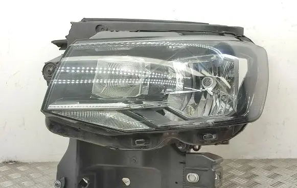 Volkswagen Transporter - Caravelle T6 Headlight/headlamp 7E1941016AD