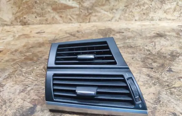 BMW X5 E70 Dashboard side air vent grill/cover trim 9227767 14482110
