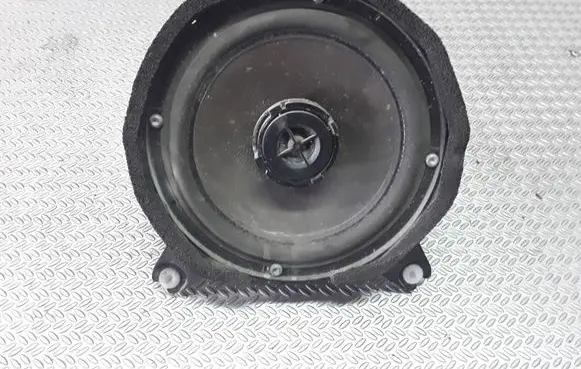 Volvo S70 V70 V70 XC Rear door speaker 3533622 82697W51