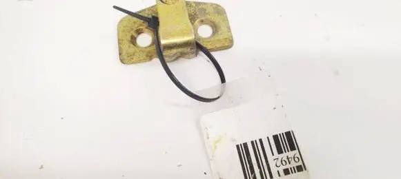 Opel Zafira A Front door lock loop/hook striker 