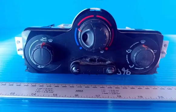 Renault Megane II Interior fan control switch 6942003 F031066R KG7027