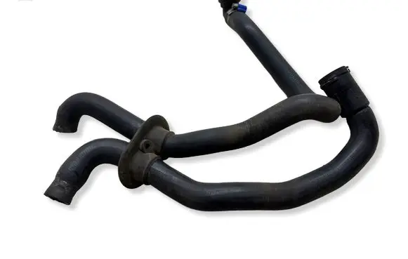 Audi A6 S6 C5 4B Engine coolant pipe/hose 8D0819373M