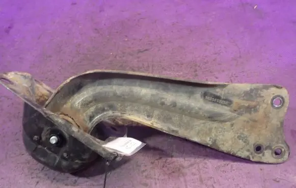 Seat Toledo III (5P) Rear control arm 1K0505225C