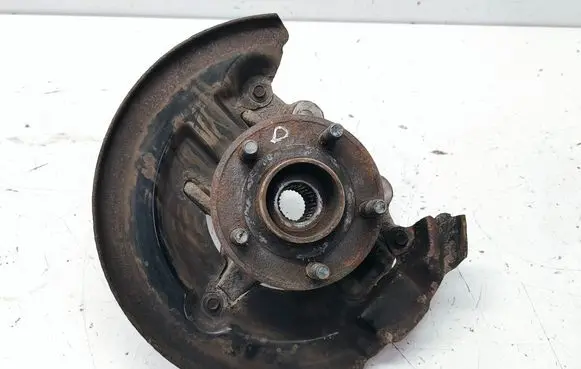 Ford Focus Front wheel hub AV612C448AB BV613K170DNB