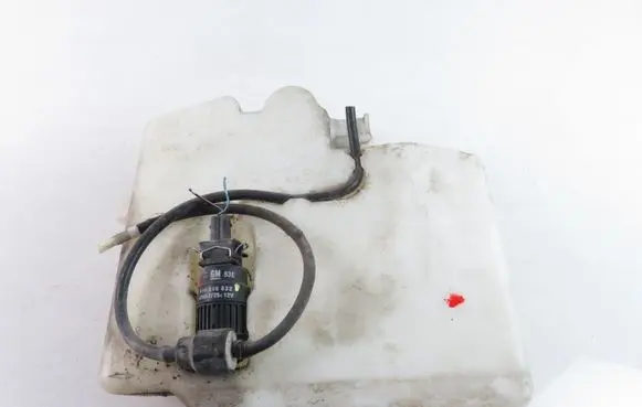 Opel Agila A Windshield washer fluid reservoir/tank 090586632