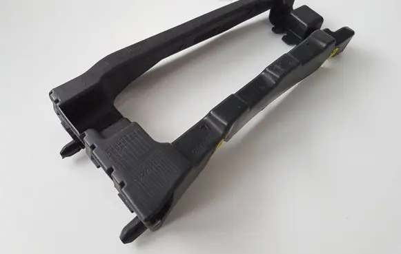 Opel Combo E Rear bumper mounting bracket 9816808780