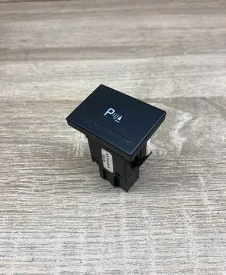Volkswagen Touareg I Parking (PDC) sensor switch 7L6919281A