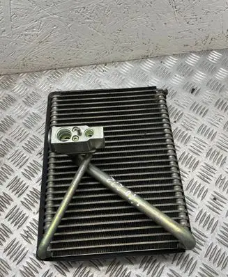 Volvo V70 Air conditioning (A/C) radiator (interior) 30676364 S0550B01 6386559