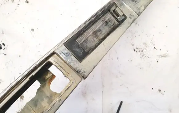 Opel Zafira B Number plate light