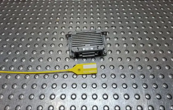 Jeep Grand Cherokee Xenon control unit/module S25165953 89089352