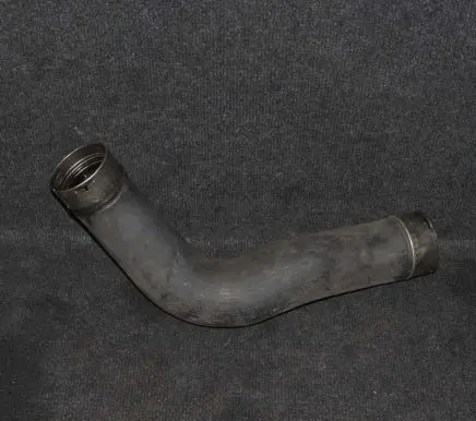 BMW 5 F10 F11 Intercooler hose/pipe 7810615