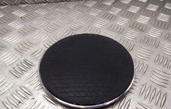 Mercedes-Benz B W245 Front door speaker cover trim A1696950095