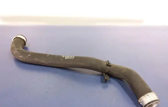 Mercedes-Benz E W211 Engine coolant pipe/hose A2115015382