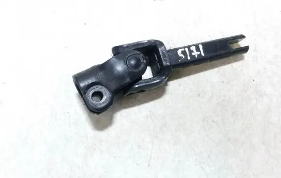 Volkswagen Polo III 6N 6N2 6NF Steering column universal joint