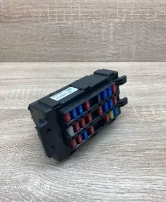 KIA Ceed Fuse module 06031M AK4194