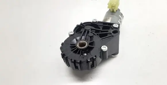 BMW 5 GT F07 Seat adjustment motor 0390204002 9168746
