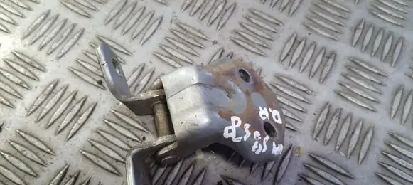 Mazda 323 F Front door upper hinge