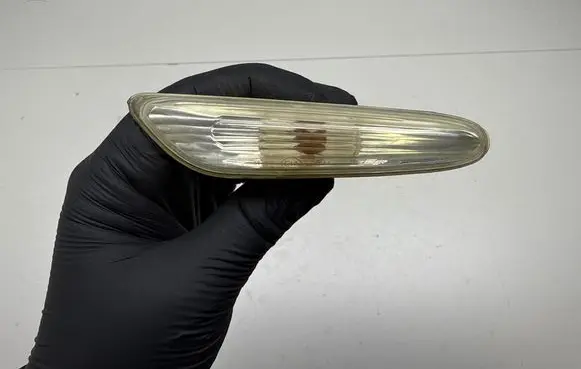 BMW 5 E60 E61 Front fender indicator light 6923919