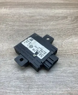 Volkswagen Phaeton Alarm relay 7L0907719