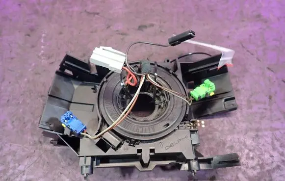 Renault Clio III Airbag slip ring squib (SRS ring)