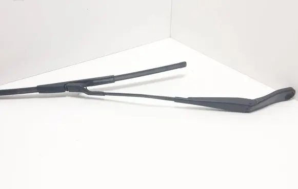 Volvo V70 Windshield/front glass wiper blade 30796036